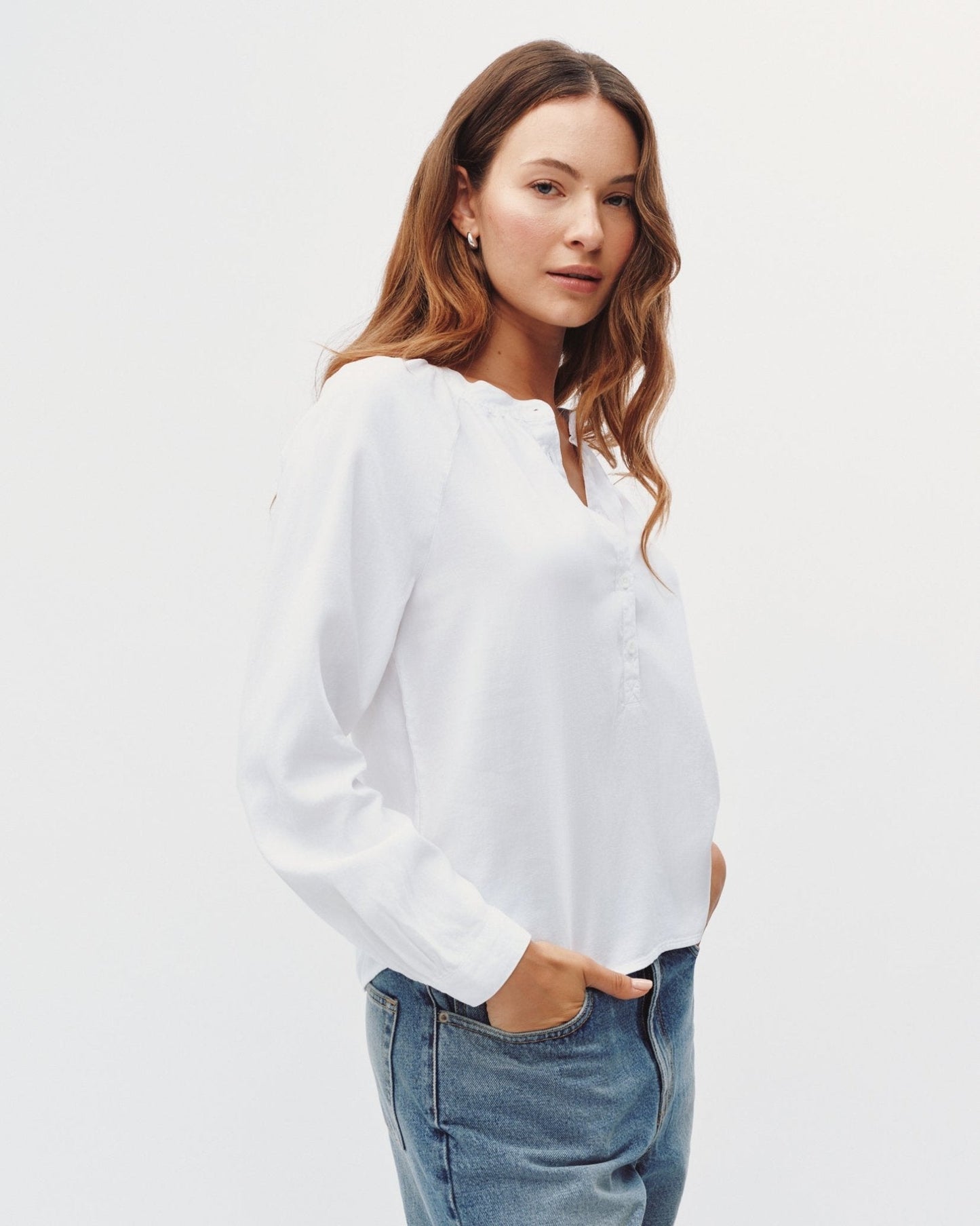 Bella Dahl Long Sleeve Wide Placket Pullover - White