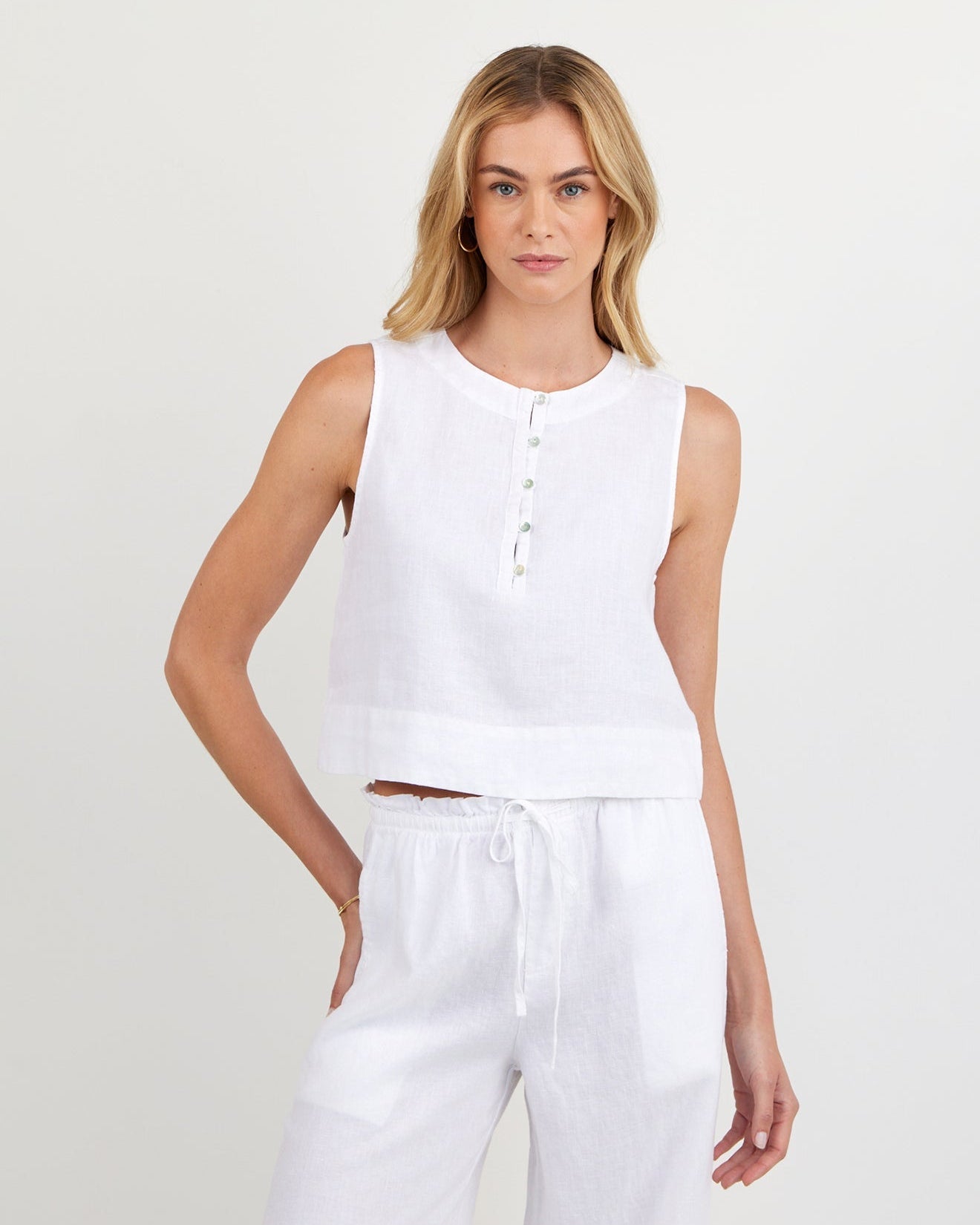 Bella Dahl Sleeveless Half Placket Top - White