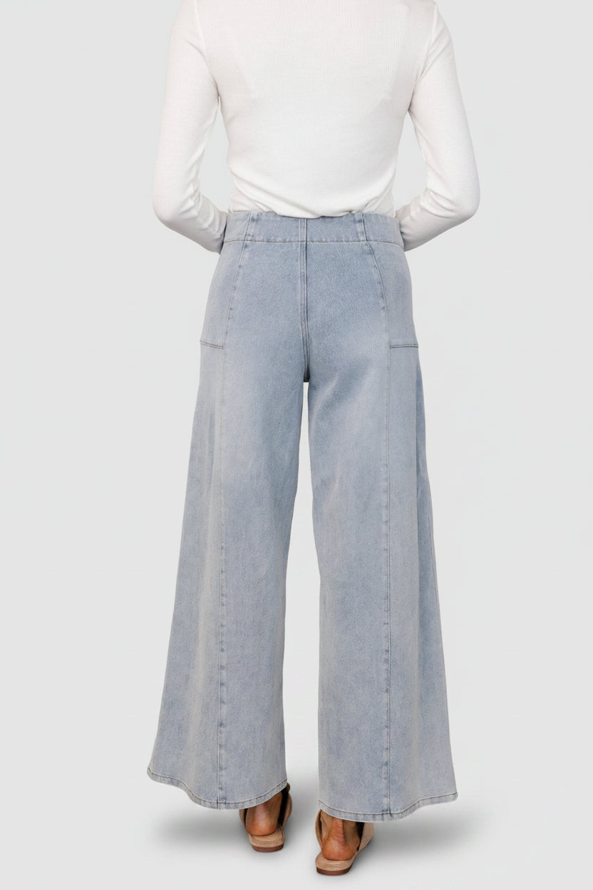 Emmi Mid Rise Wide Leg Jeans | Baltic Born Light Wash
