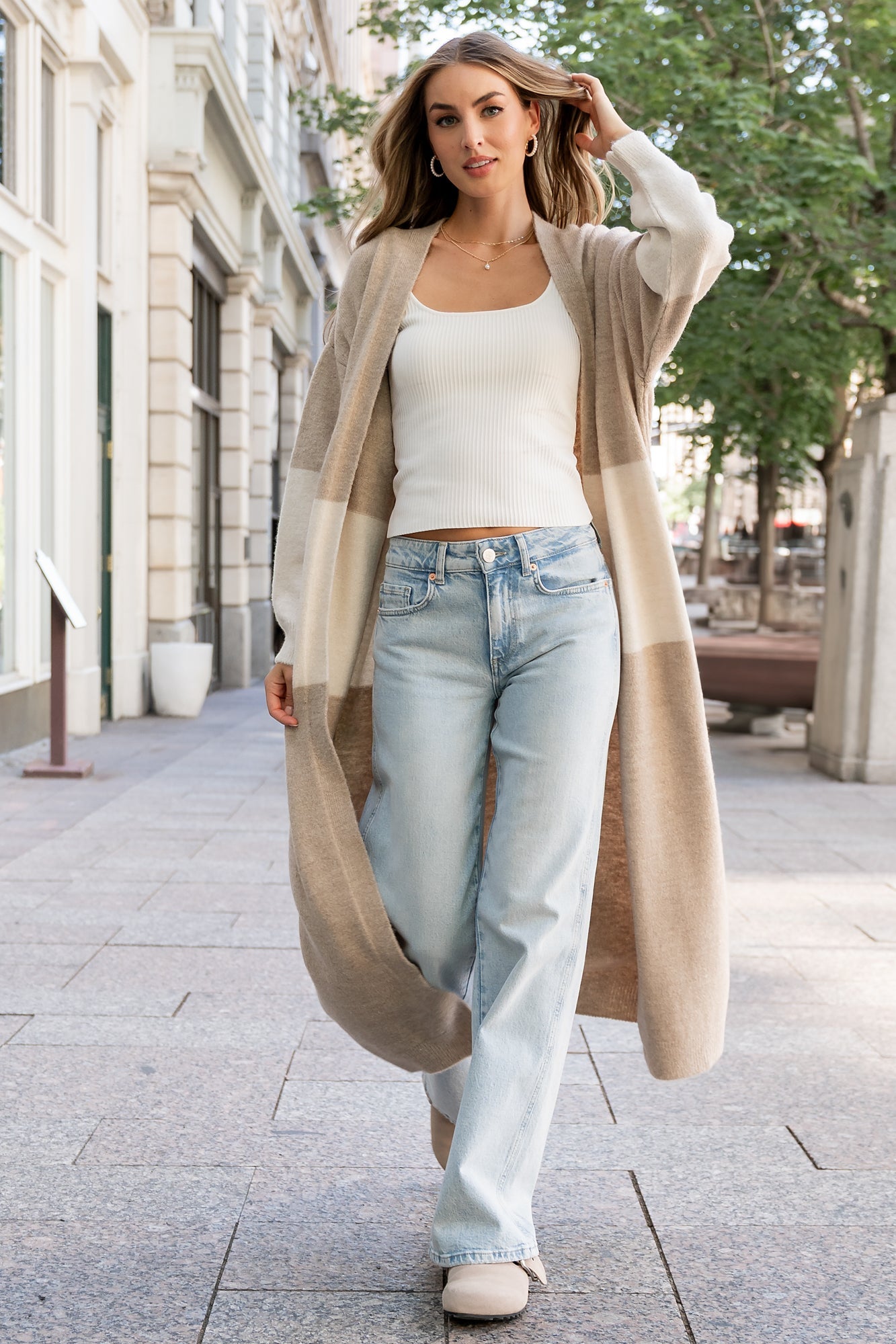 Riley Mid Rise Relaxed Fit Jeans | Baltic Born Light Wash