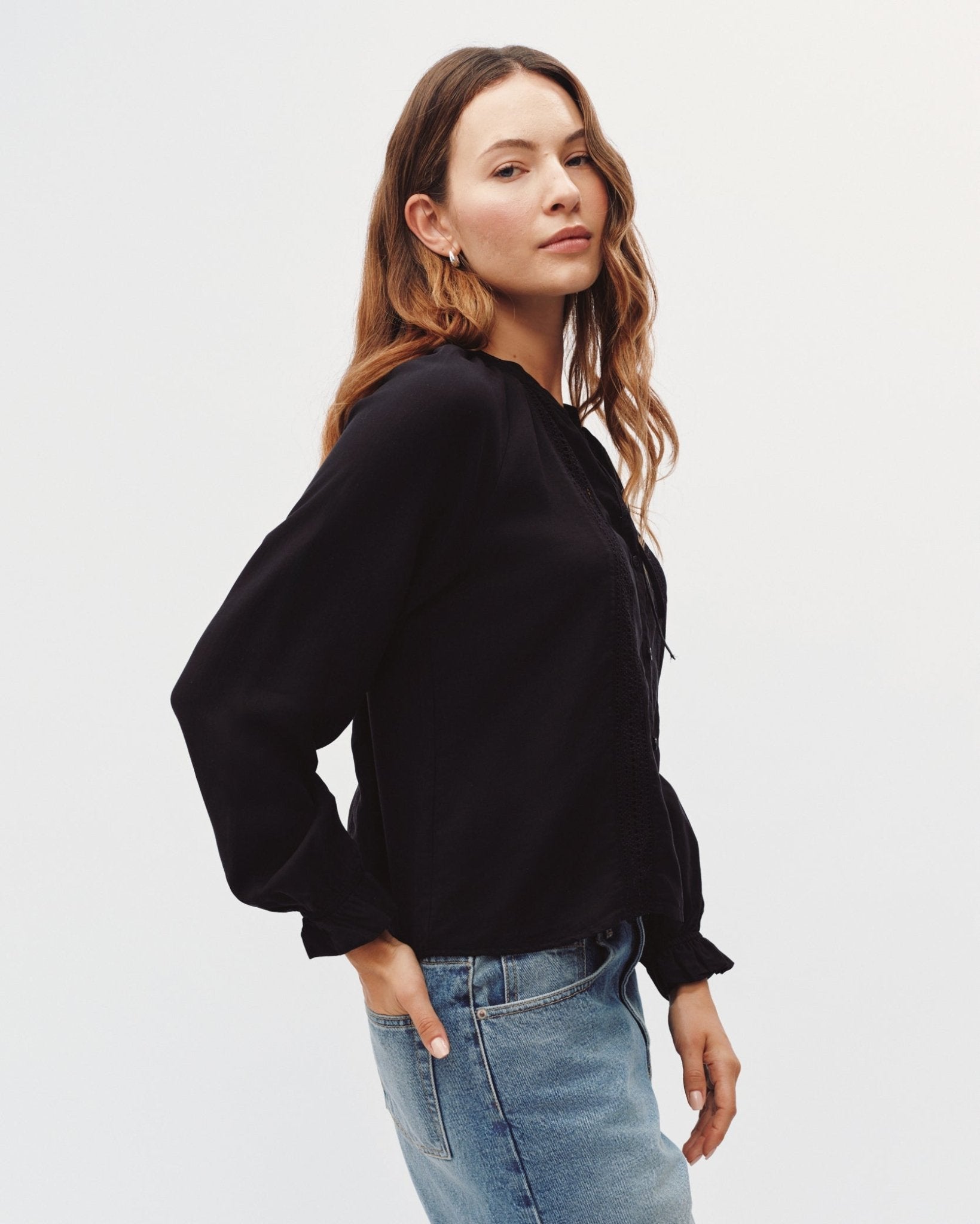 Bella Dahl Raglan Sleeve Top With Lace Inset - Black