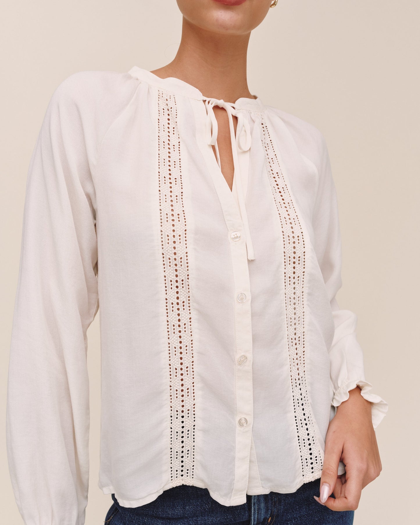 Bella Dahl Raglan Sleeve Top With Lace Inset - Ivory
