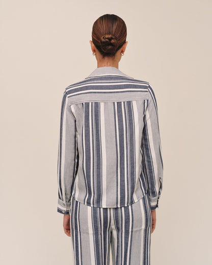 Bella Dahl Long Sleeve Crop Pocket Shirt - Worn Navy Stripe