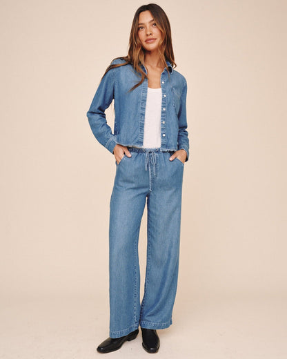 Bella Dahl Fray Hem Cropped Button Down - Indigo Mist Wash