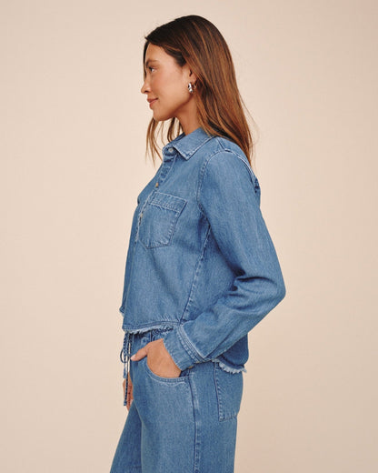 Bella Dahl Fray Hem Cropped Button Down - Indigo Mist Wash