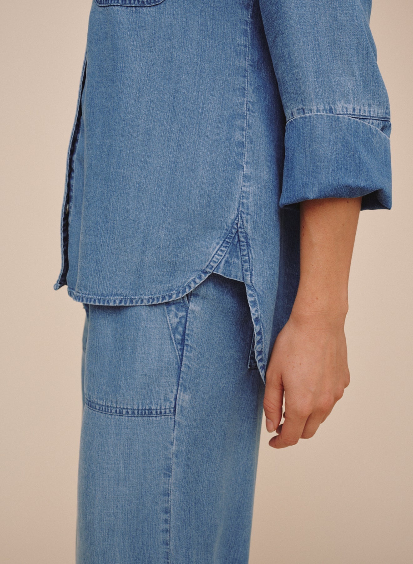 Bella Dahl Shirt Tail Button Down - Indigo Harbor Wash