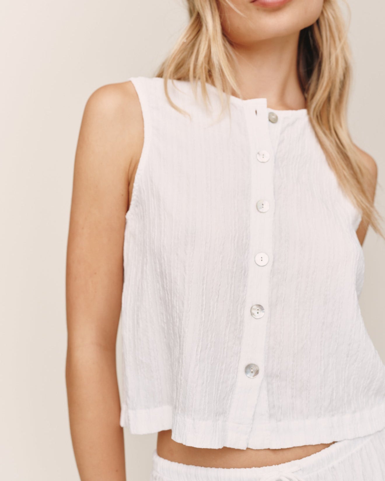 Bella Dahl Sleeveless Button Front Top - White