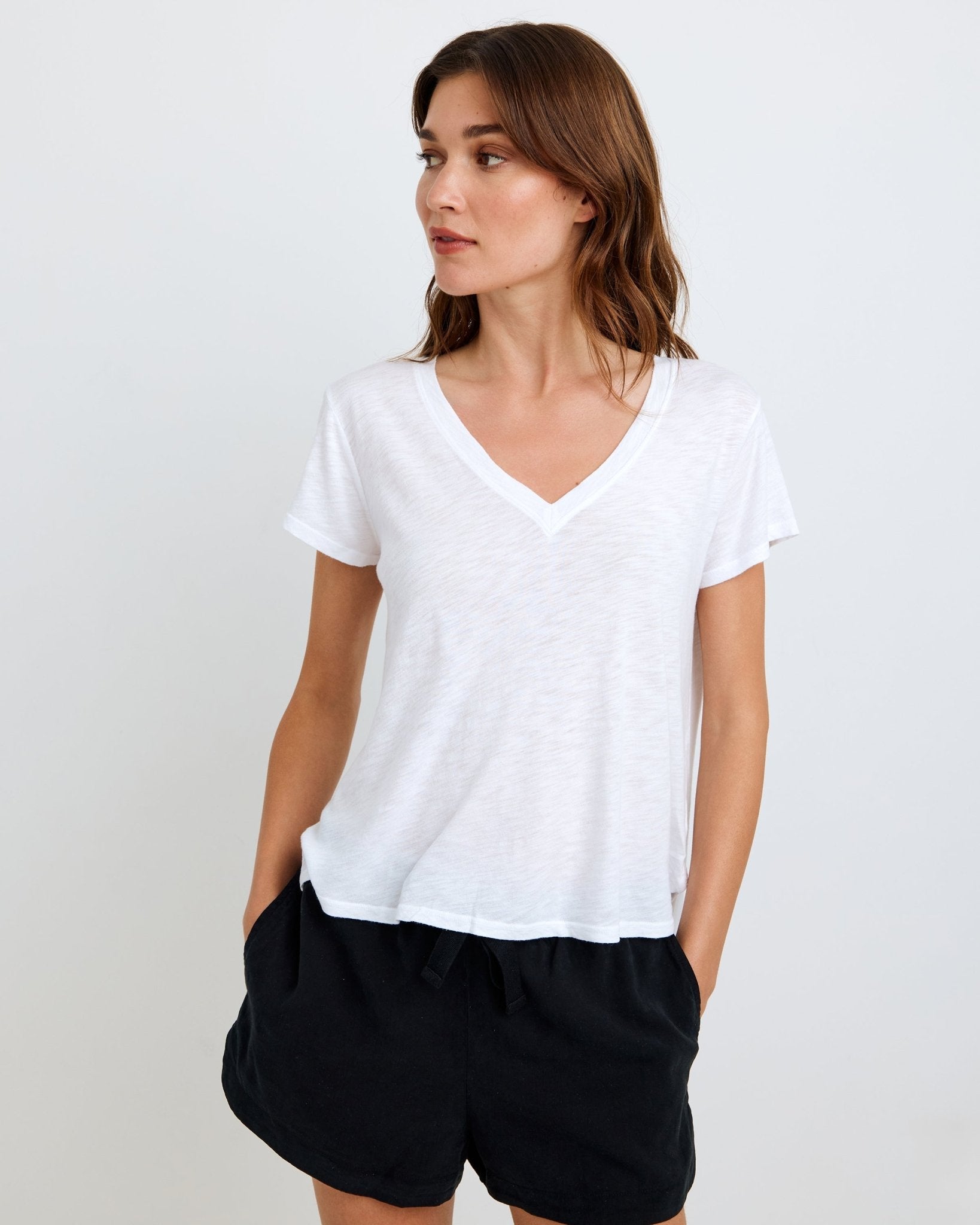 Bella Dahl V-Neck Tee with Side Slits in White - Bella Dahl