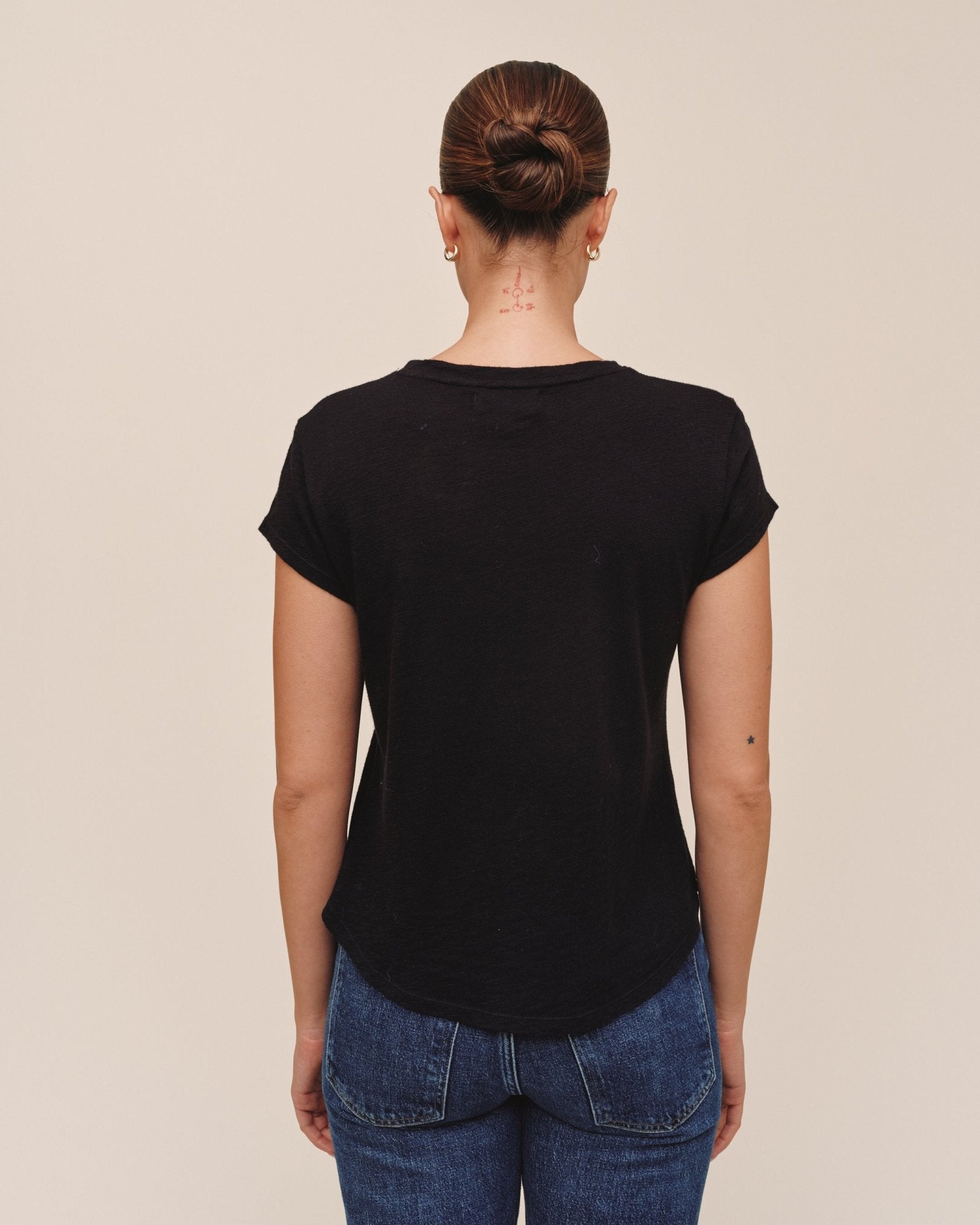 Bella Dahl Baby Crew Tee in Black - Comfortable Everyday Wear - Bella Dahl