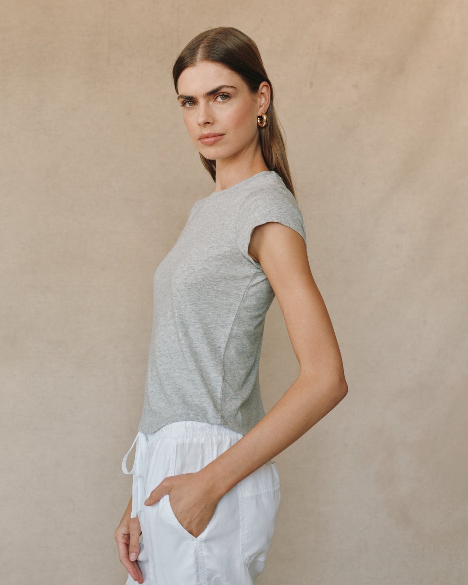 Bella Dahl Baby Crew Tee in Heather Ash - Comfortable Everyday Wear - Bella Dahl