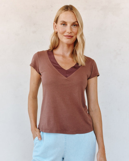 Bella Dahl Mixed V Neck Tee - Mocha Cloud