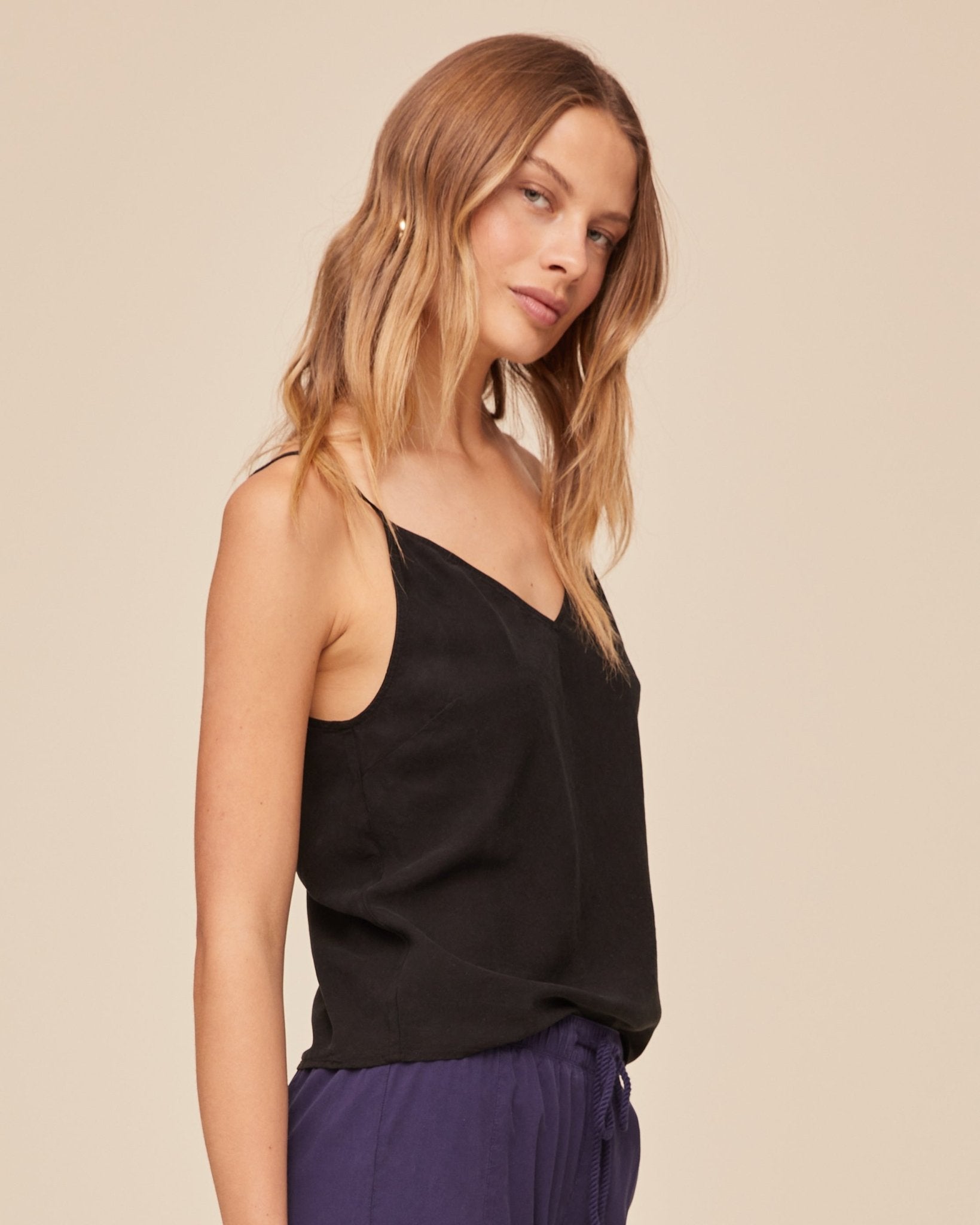Bella Dahl Clean Cami - Vintage Black