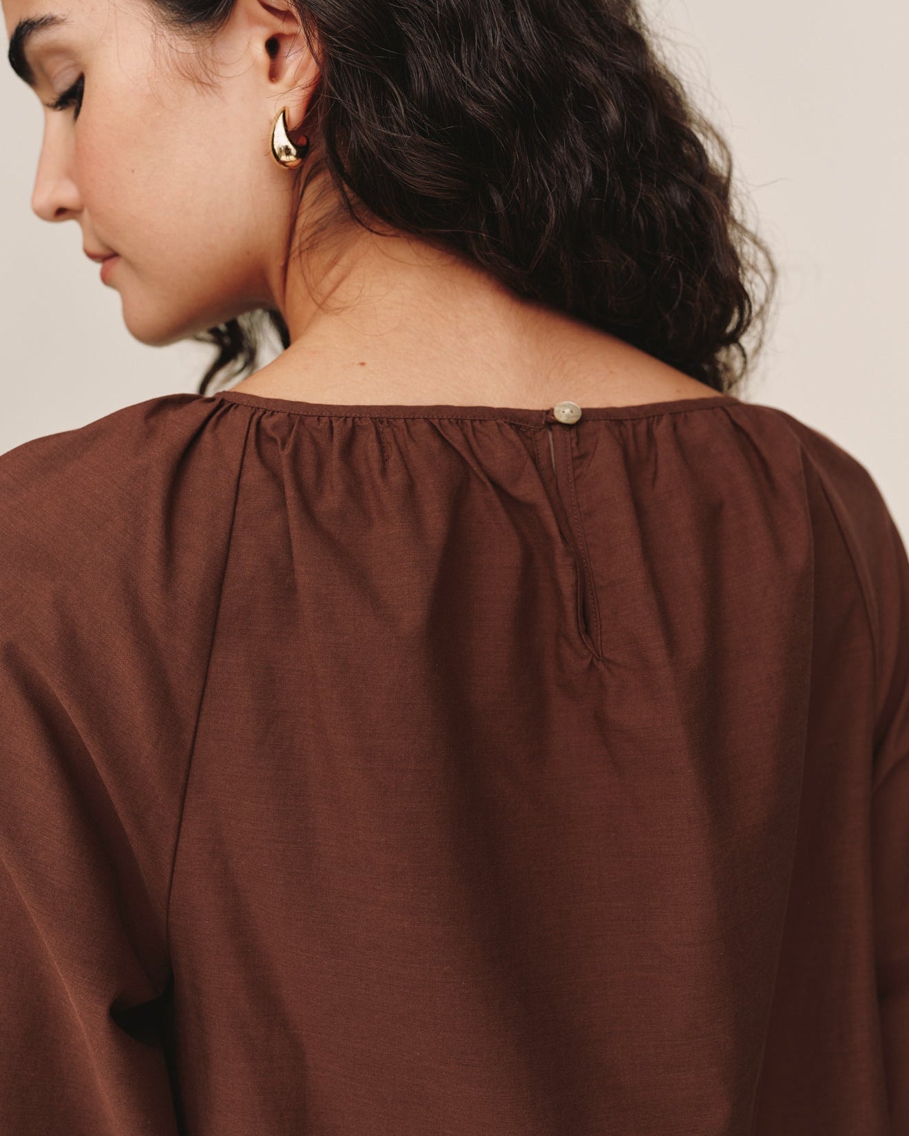 Bella Dahl Short Raglan Sleeve Top - Sea Glass Brown