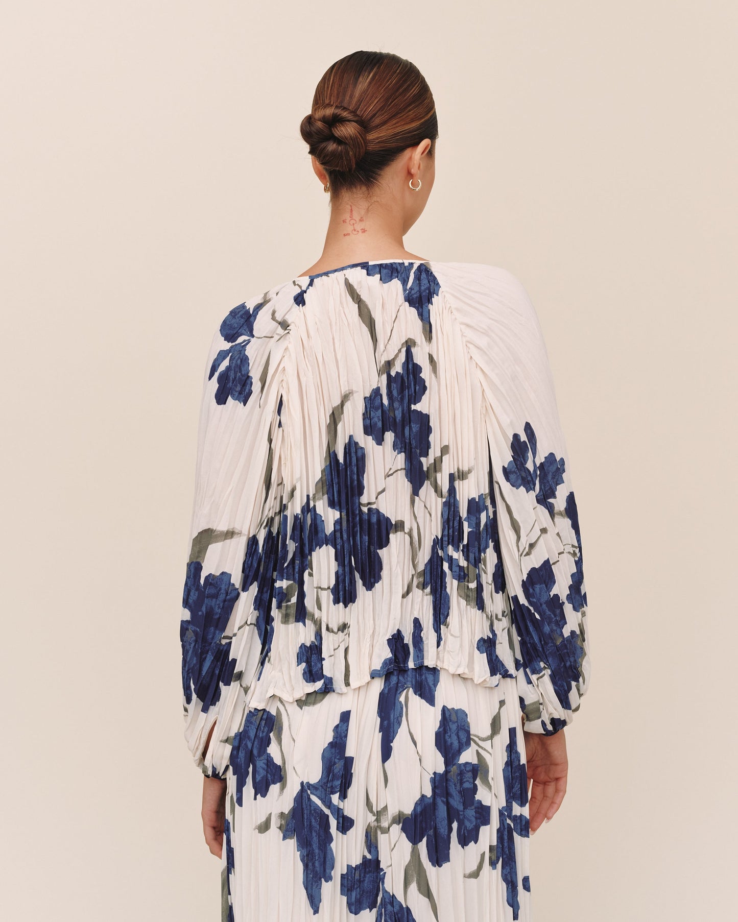 Bella Dahl Pleated Tie Front Top - Indigo Iris Print