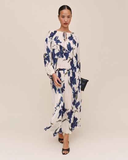 Bella Dahl Pleated Tie Front Top - Indigo Iris Print