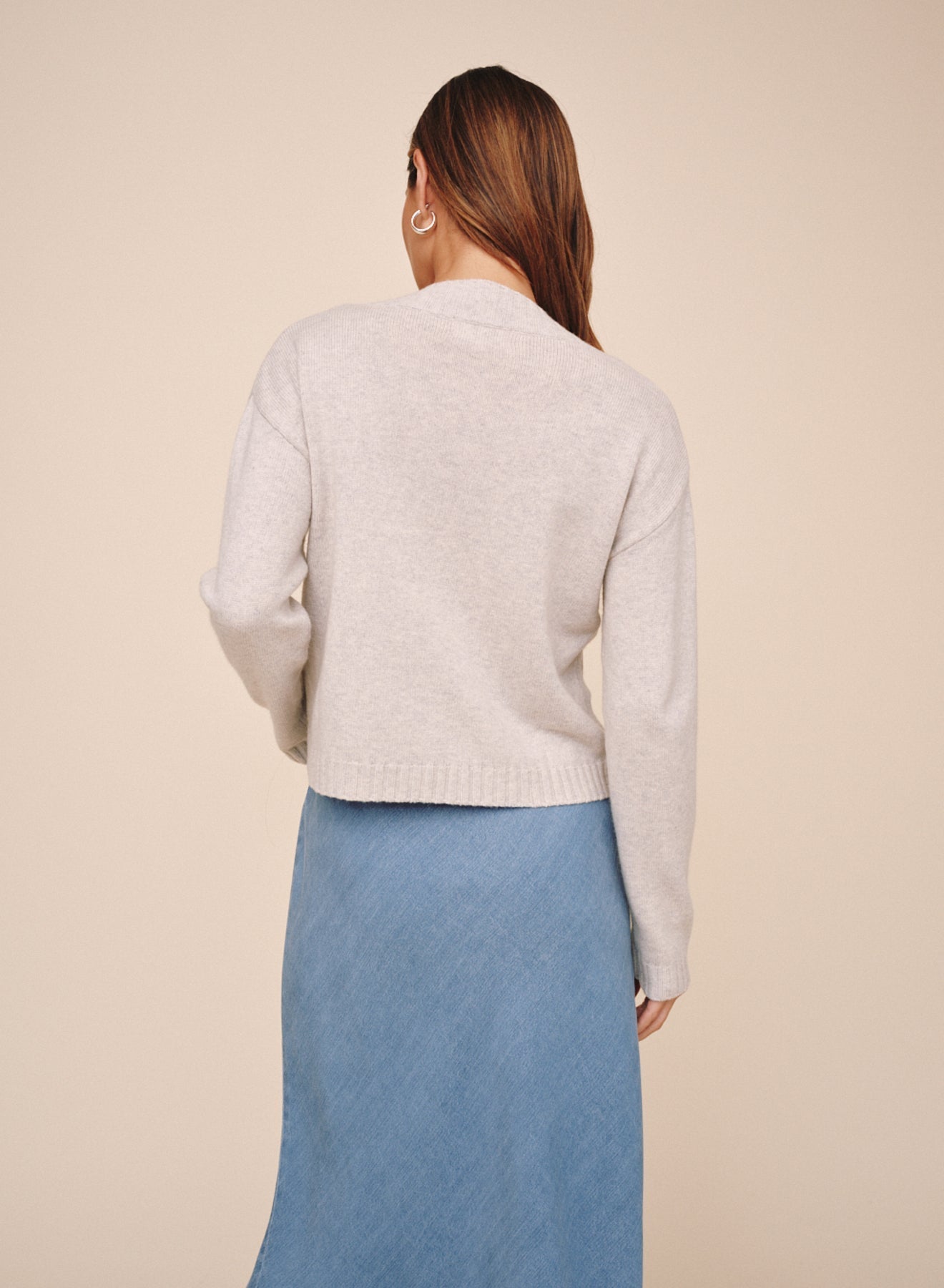 Bella Dahl V Neck Sweater - Heather Mist