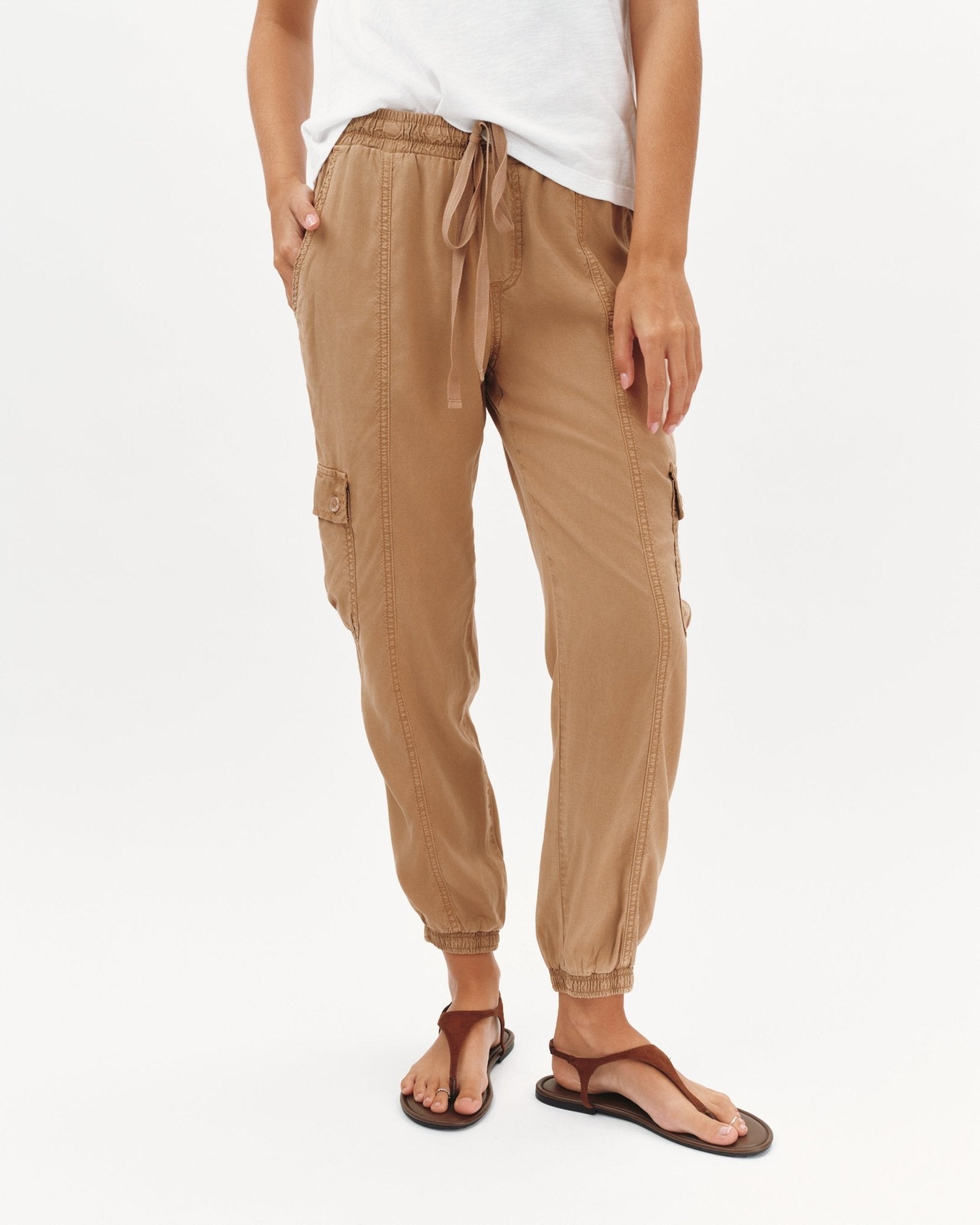 Bella Dahl Cropped Cargo Jogger Pants in Safari Sand - Bella Dahl