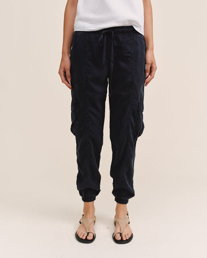 Bella Dahl Effortless Cargo Track Pants in Black - Bella Dahl