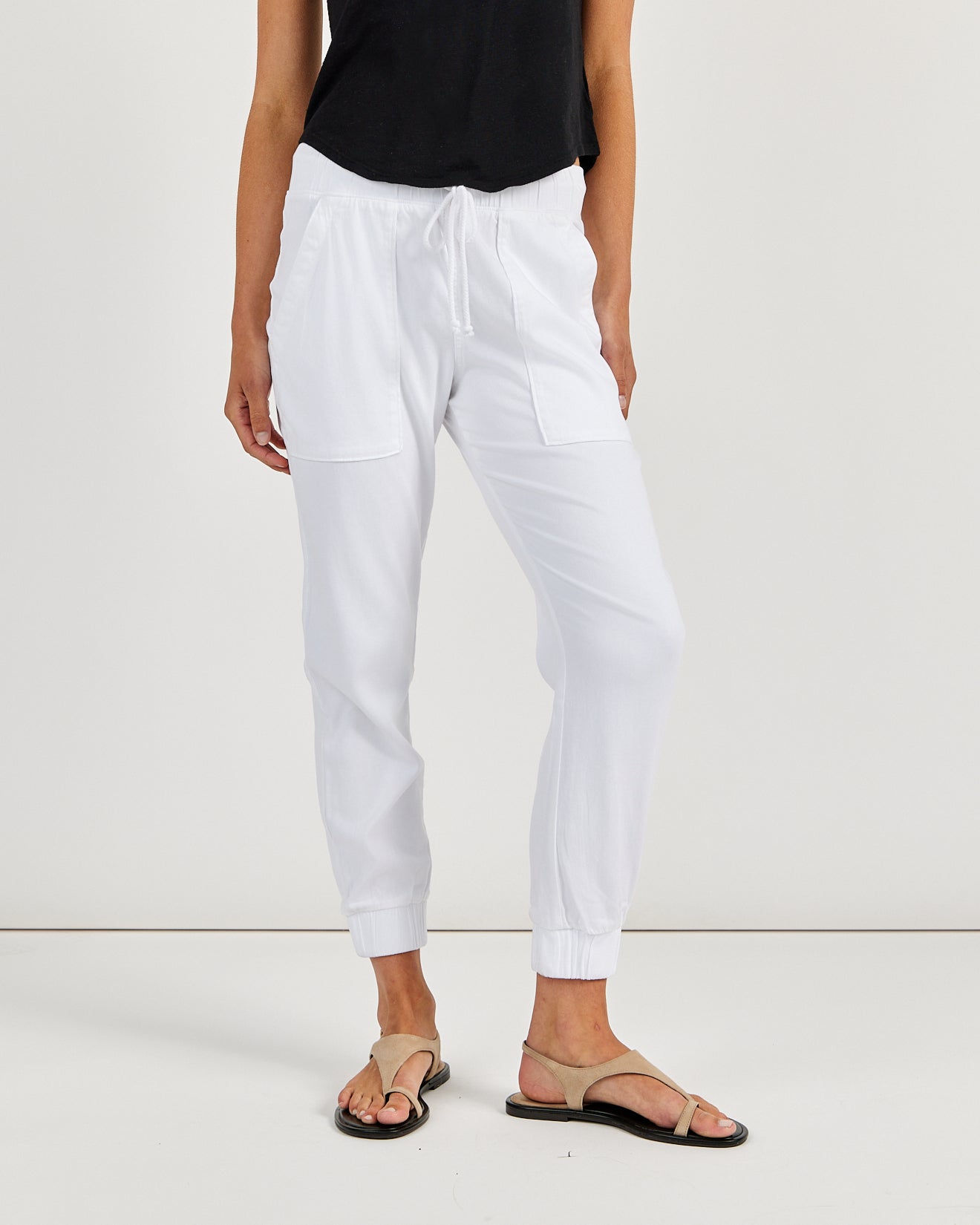 Bella Dahl Pocket Jogger in White: Versatile Everyday Pant - Bella Dahl