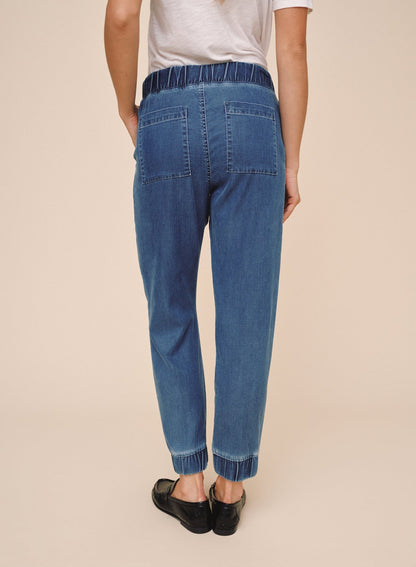 Bella Dahl Pocket Jogger - Faded Indigo Wash