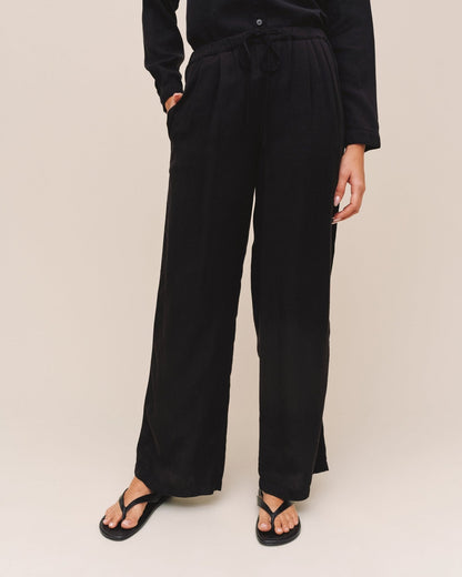 Bella Dahl Side Seam Trim Pant - Black