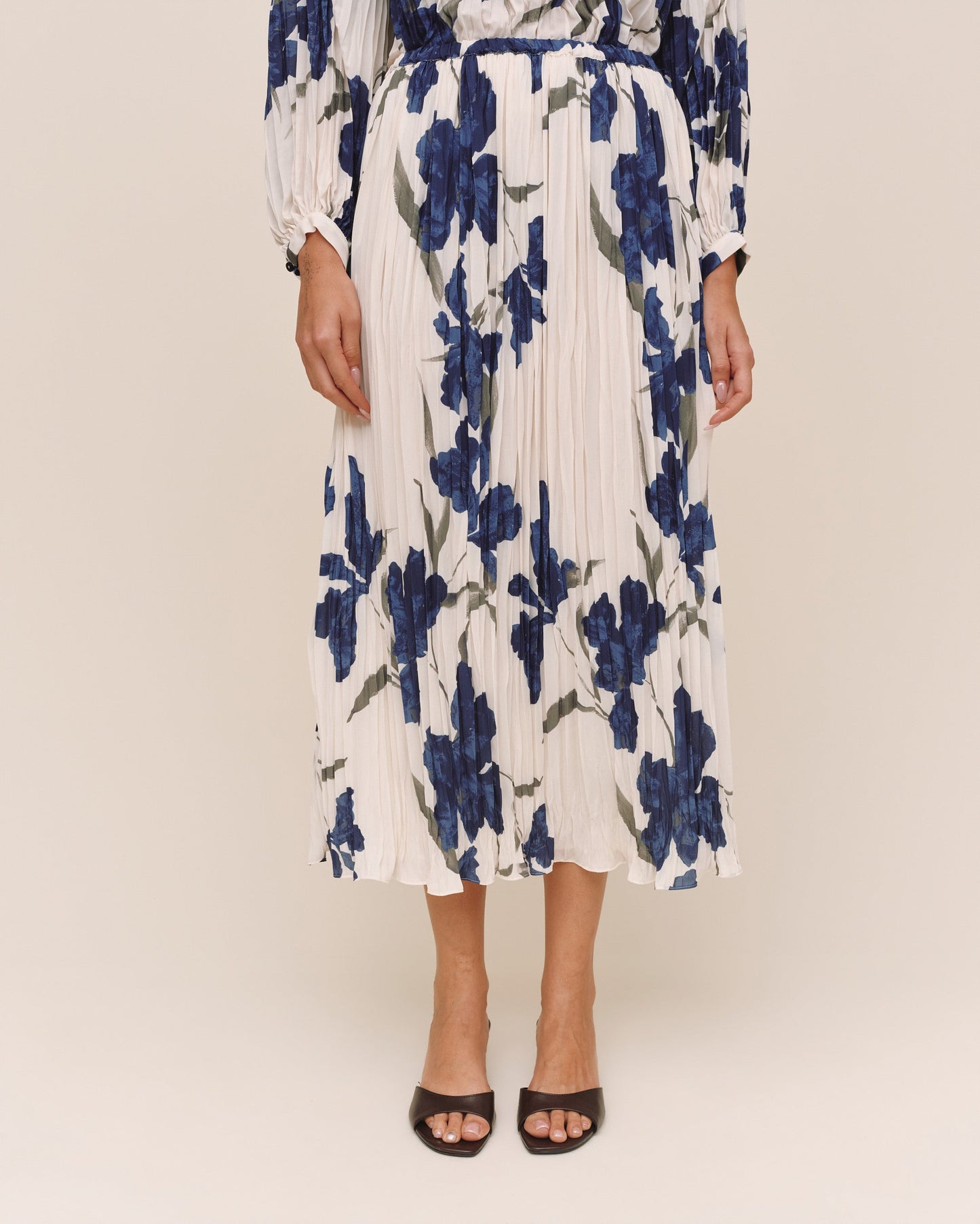 Bella Dahl Pleated Skirt - Indigo Iris Print