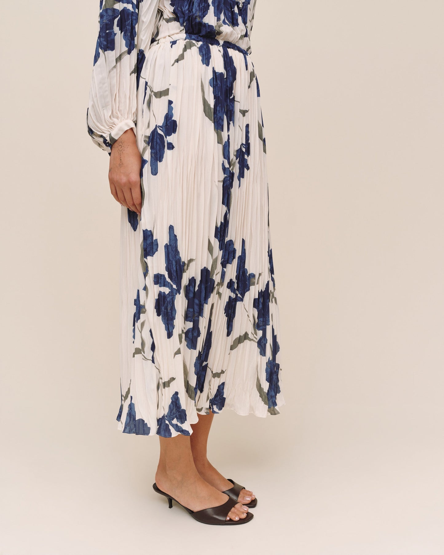 Bella Dahl Pleated Skirt - Indigo Iris Print
