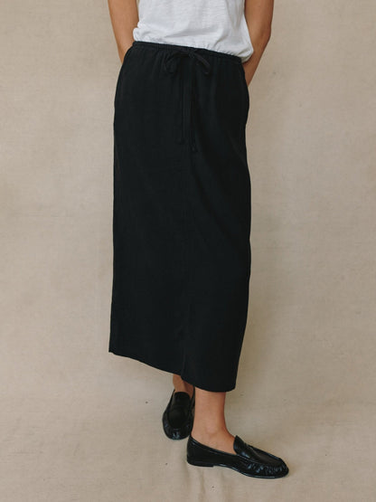 Bella Dahl BACK SLIT SKIRT VNBLK - Bella Dahl
