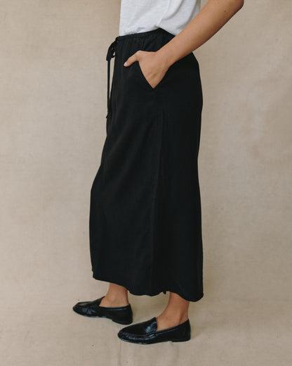 Bella Dahl BACK SLIT SKIRT VNBLK - Bella Dahl