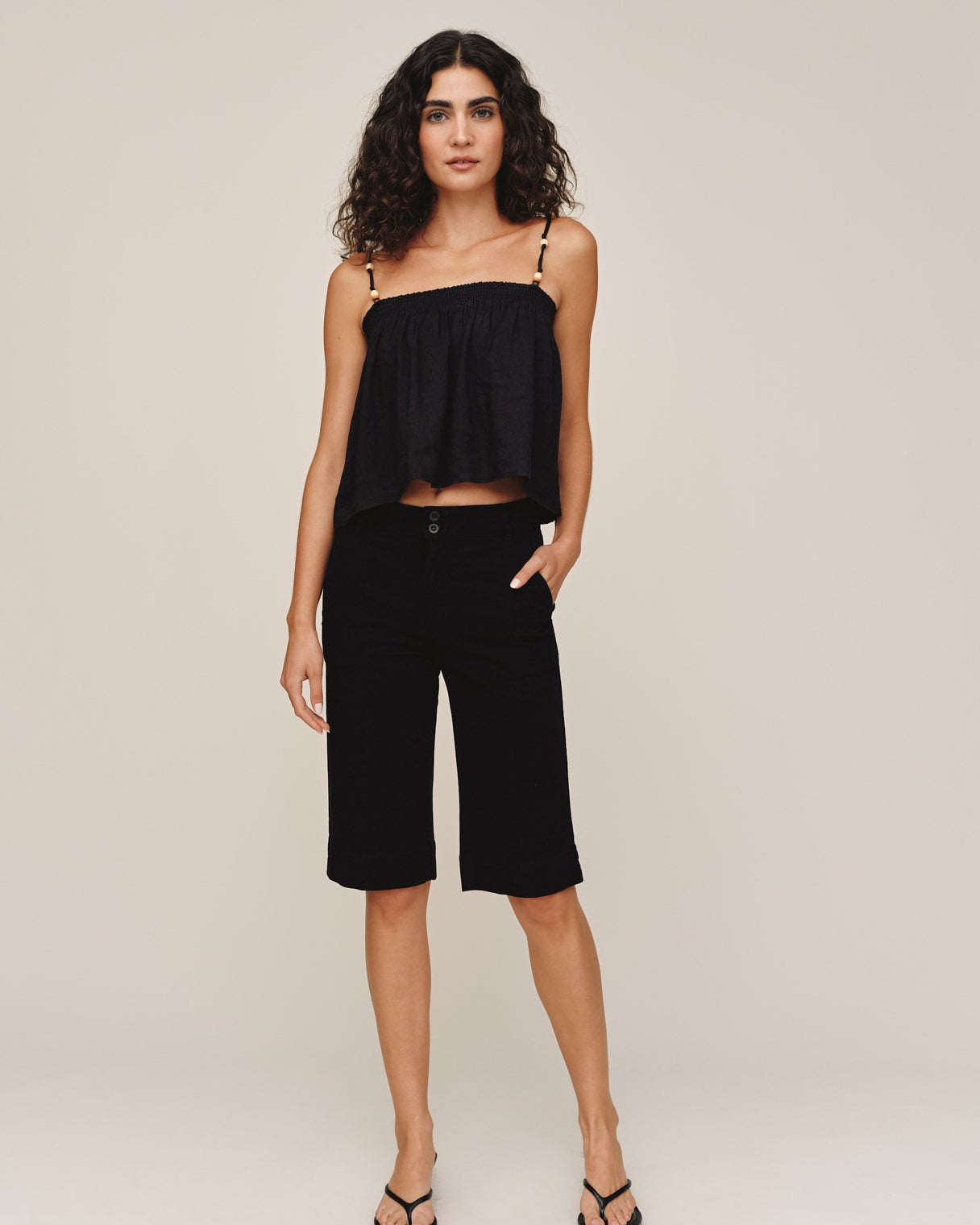 Bella Dahl Saige Bermuda- Black