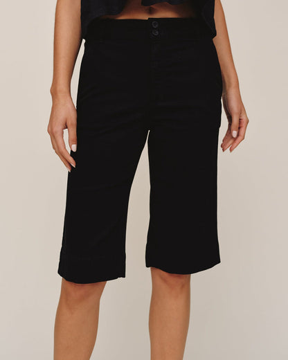 Bella Dahl Saige Bermuda- Black