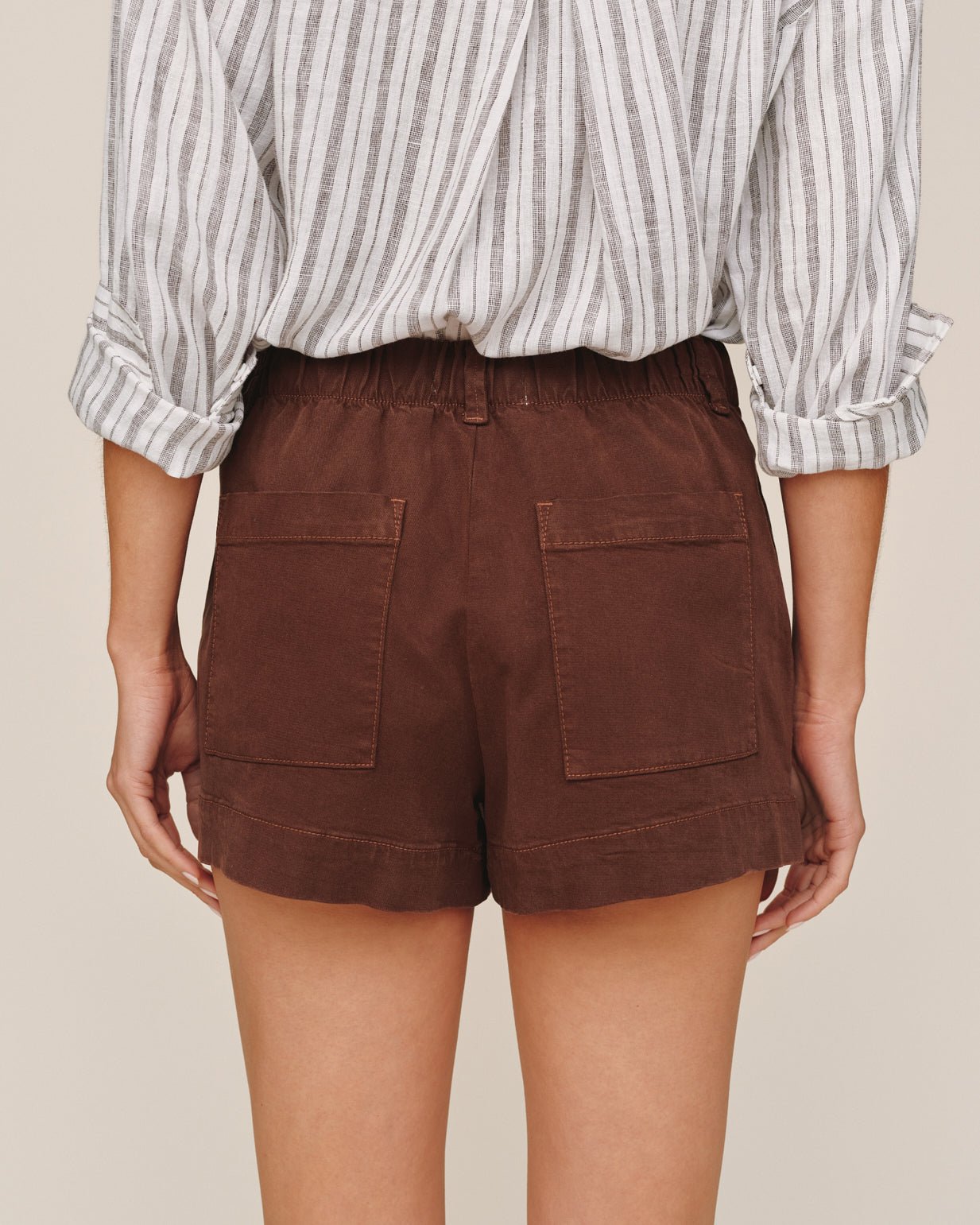 Bella Dahl Side Slit Tennis Short - Sienna Brown