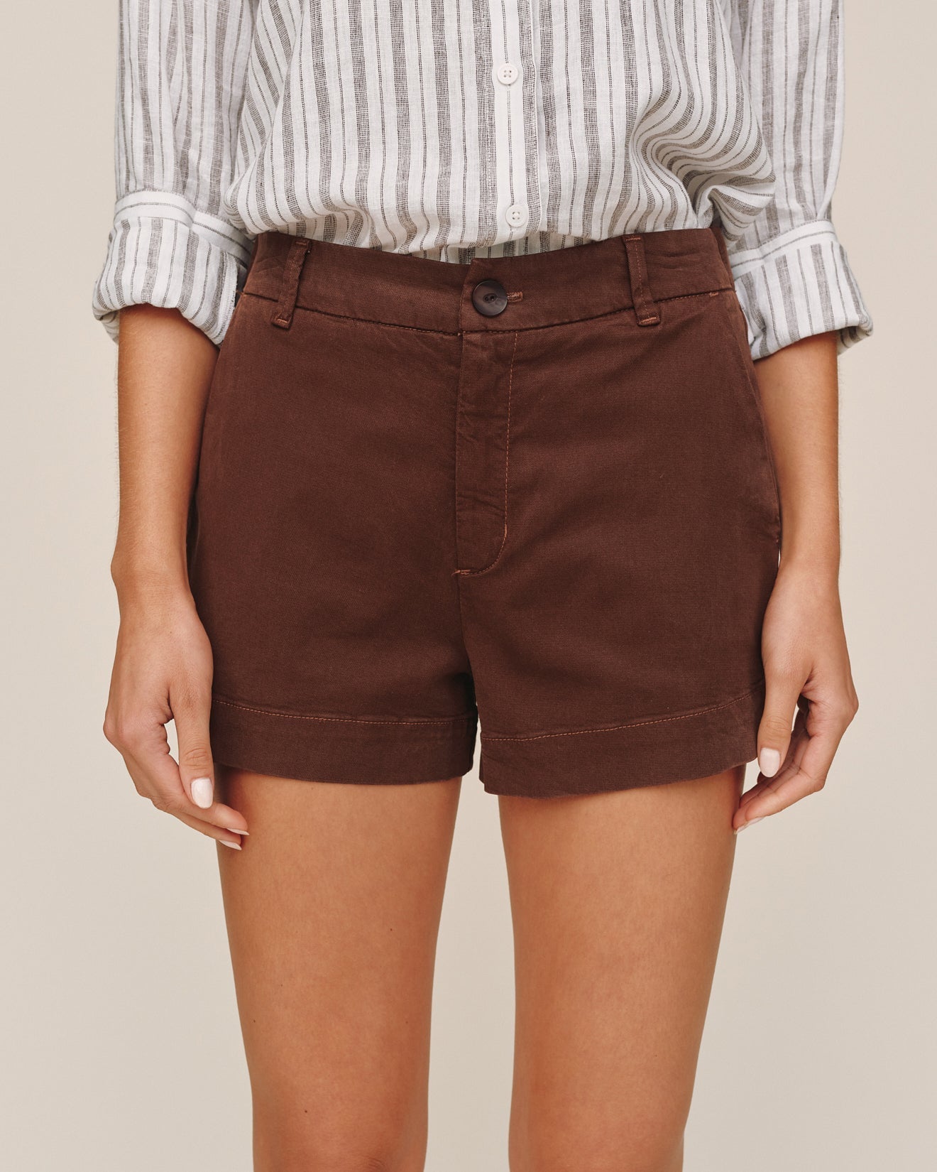 Bella Dahl Side Slit Tennis Short - Sienna Brown
