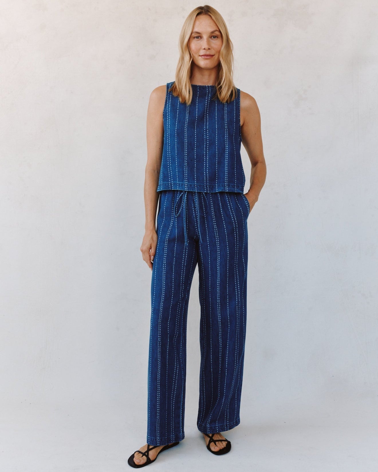 Bella Dahl Sleeveless Button Back Top - Indigo Stripe