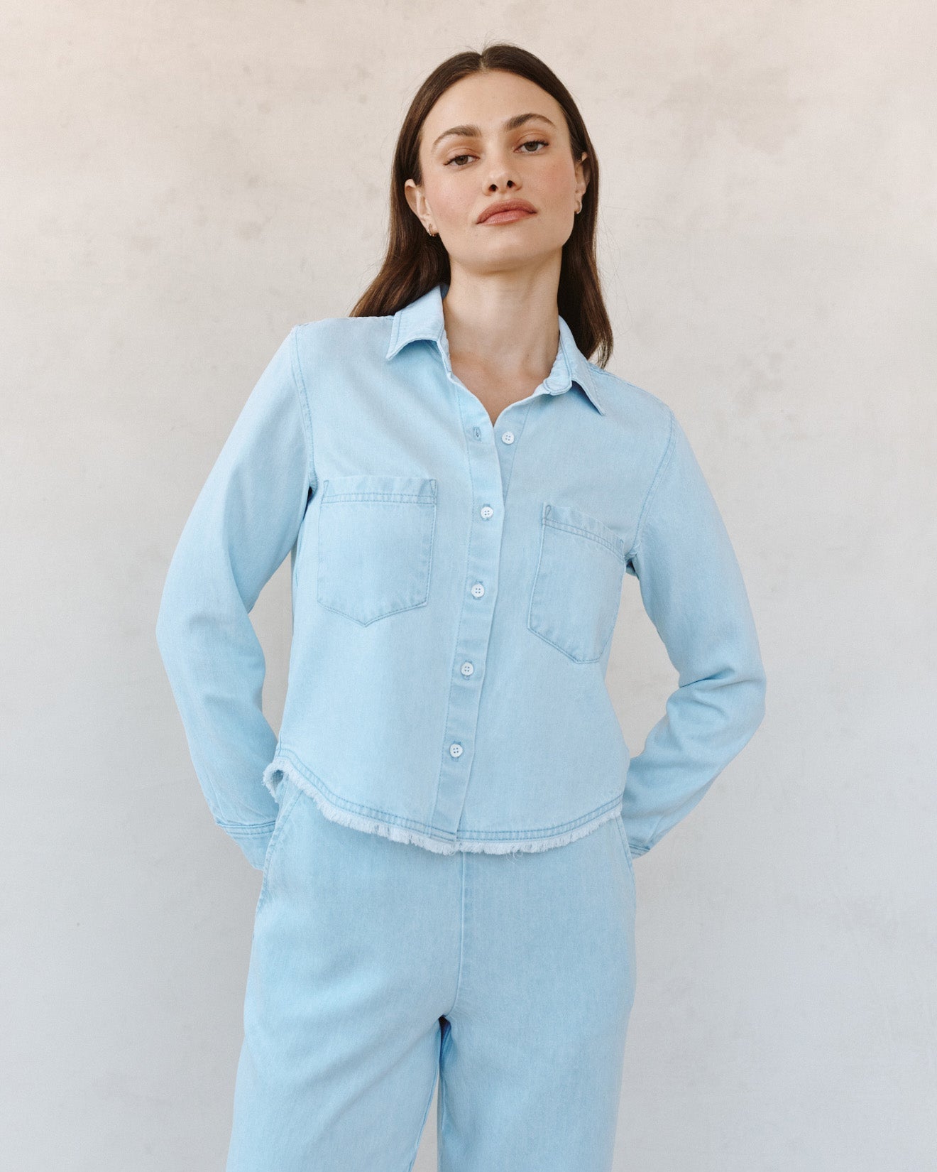 Bella Dahl Two Pocket Fray Hem Shirt - Coastal Fade Wash