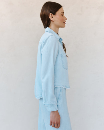 Bella Dahl Two Pocket Fray Hem Shirt - Coastal Fade Wash