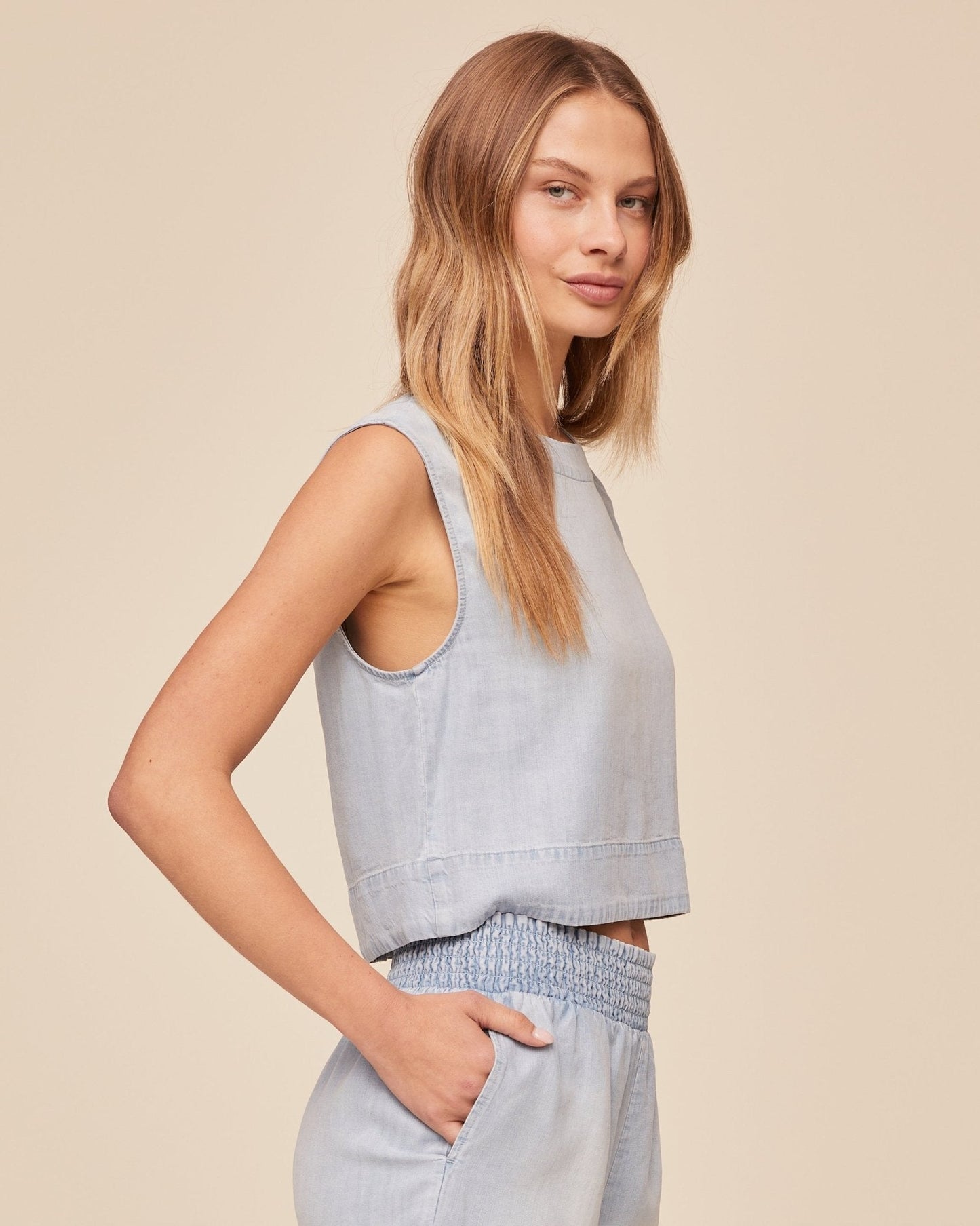 Bella Dahl Boxy Button Back Top - Light Sunspray Wash