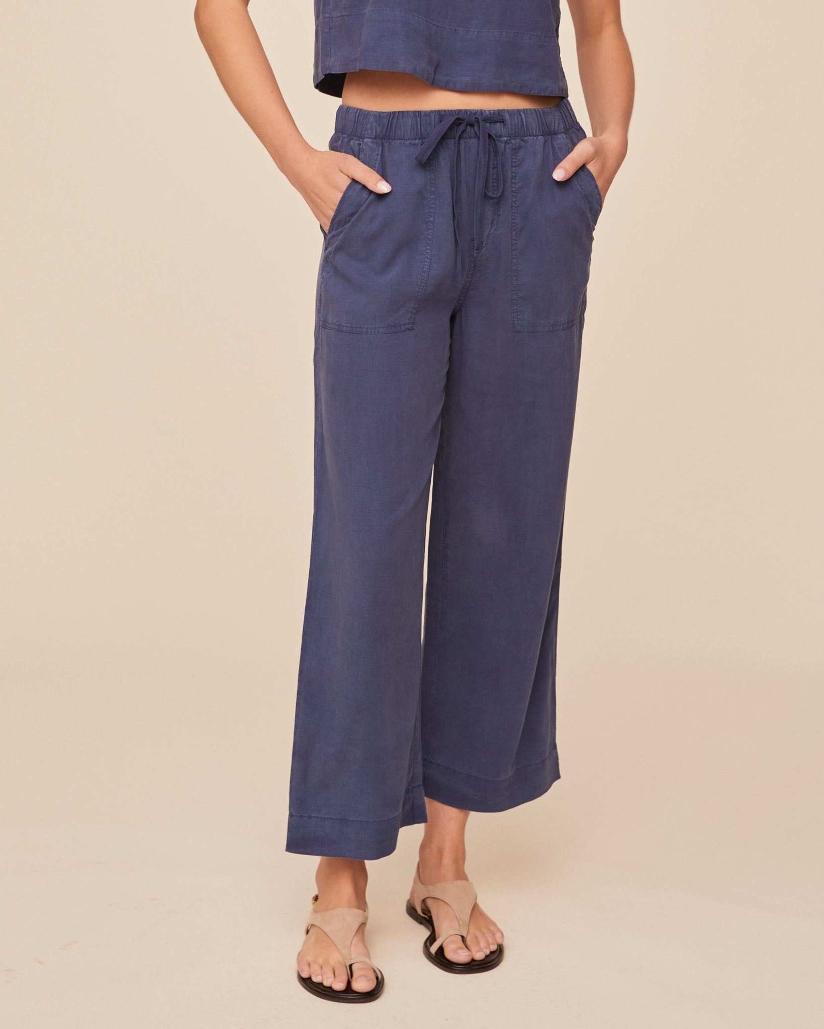 Bella Dahl Easy Pocket Wide Leg Crop - Midnight Surf
