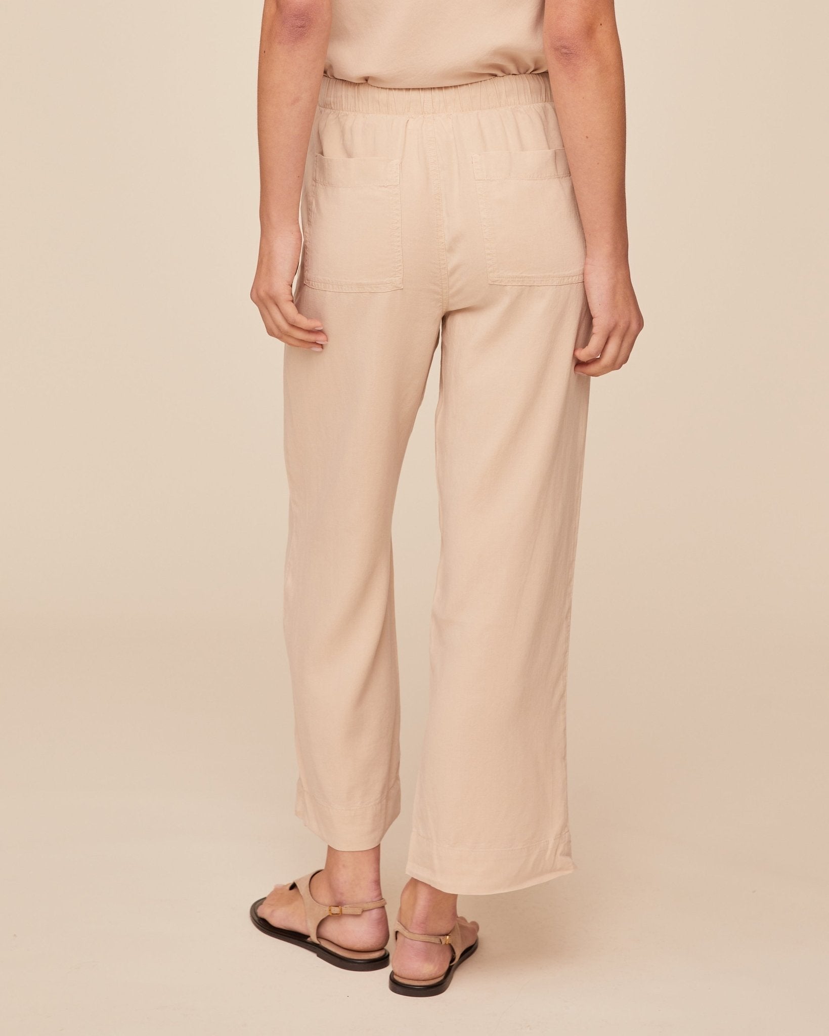 Bella Dahl Easy Pocket Wide Leg Crop - Linen Sand