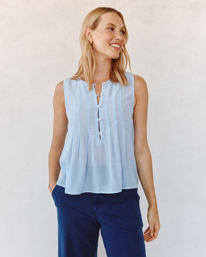 Bella Dahl Sleeveless Pintuck Pullover - Soft Sky