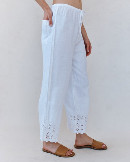 Bella Dahl Beach Crop With Embroidered Hem - White