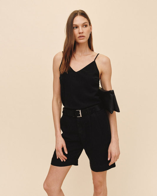 Bella Dahl Pleated Bermuda - Black
