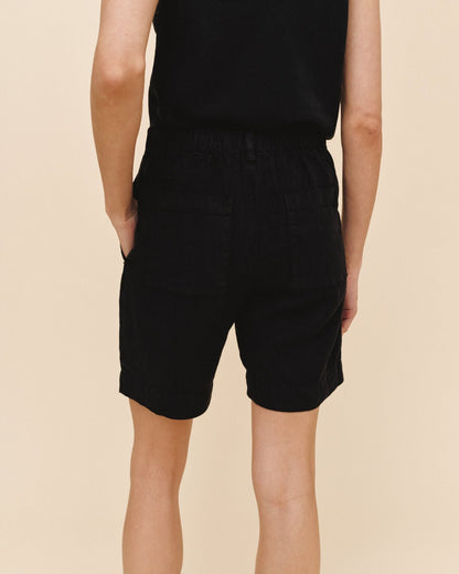 Bella Dahl Pleated Bermuda - Black