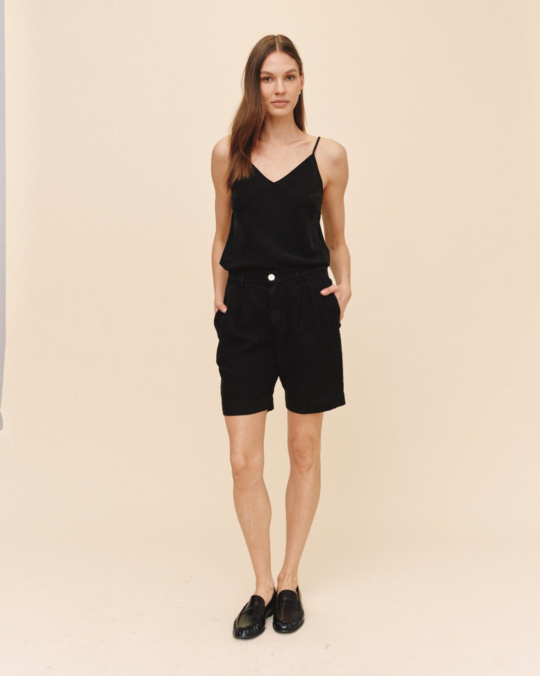 Bella Dahl Pleated Bermuda - Black