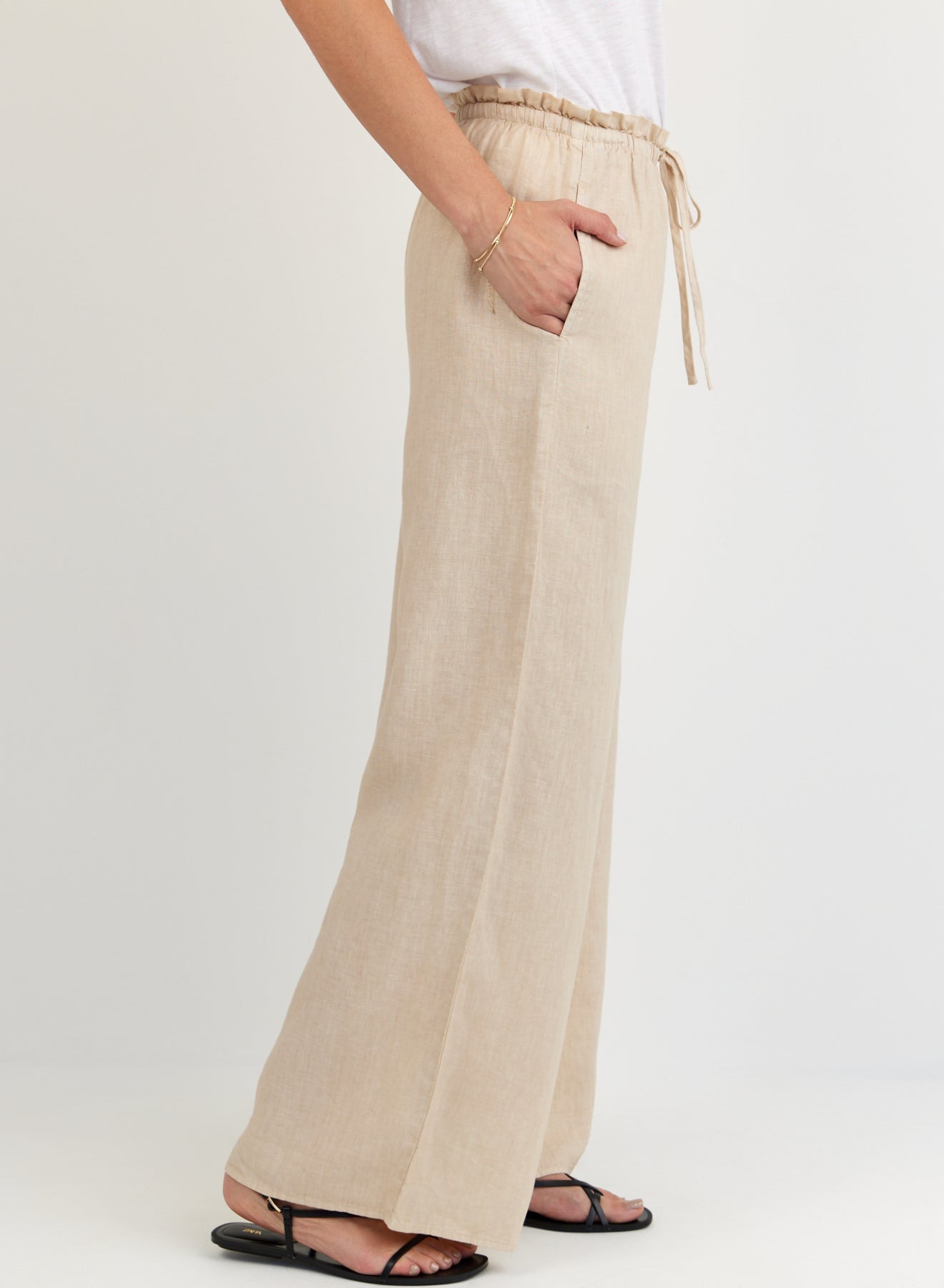 Bella Dahl Ruffle Waist Wide Leg Pant - Linen Sand