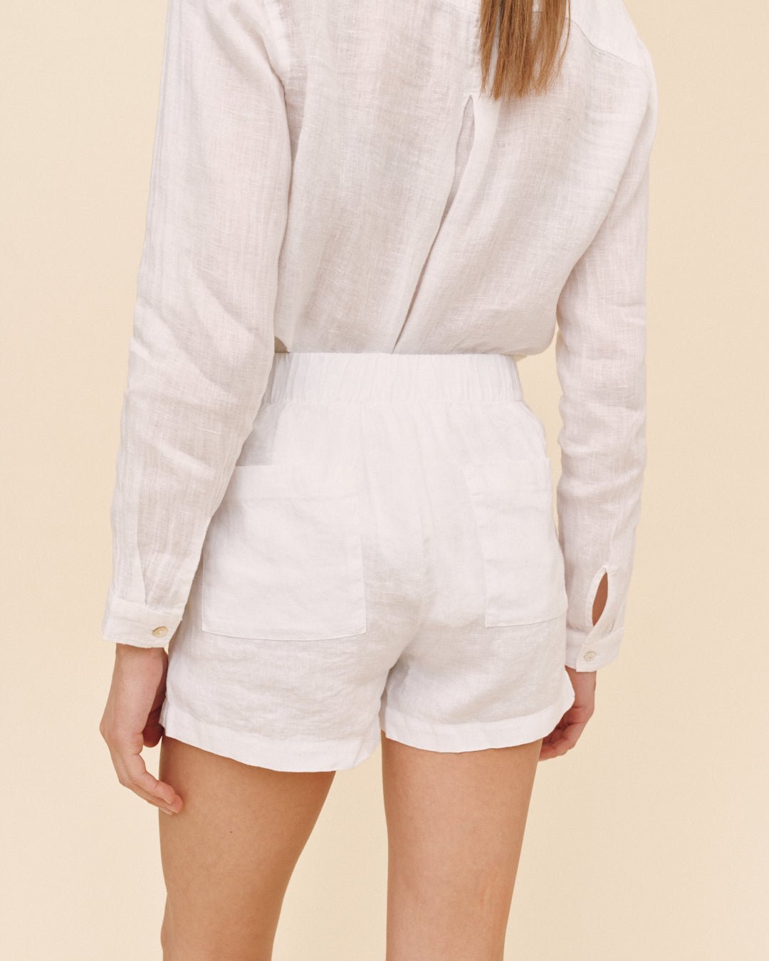 Bella Dahl Double Pleat Short - White