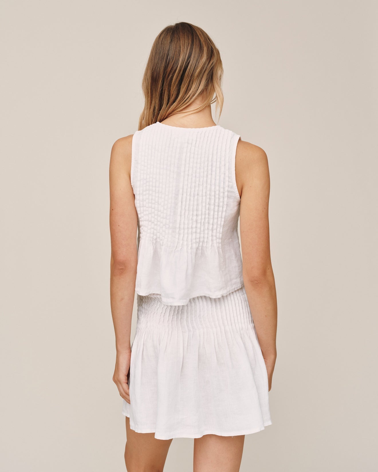 Bella Dahl Sleeveless Pintuck Top - White
