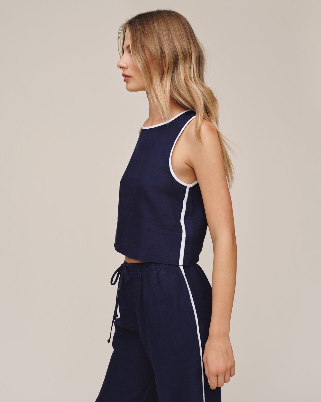 Bella Dahl Contrast Keyhole Tank - Nautical Night