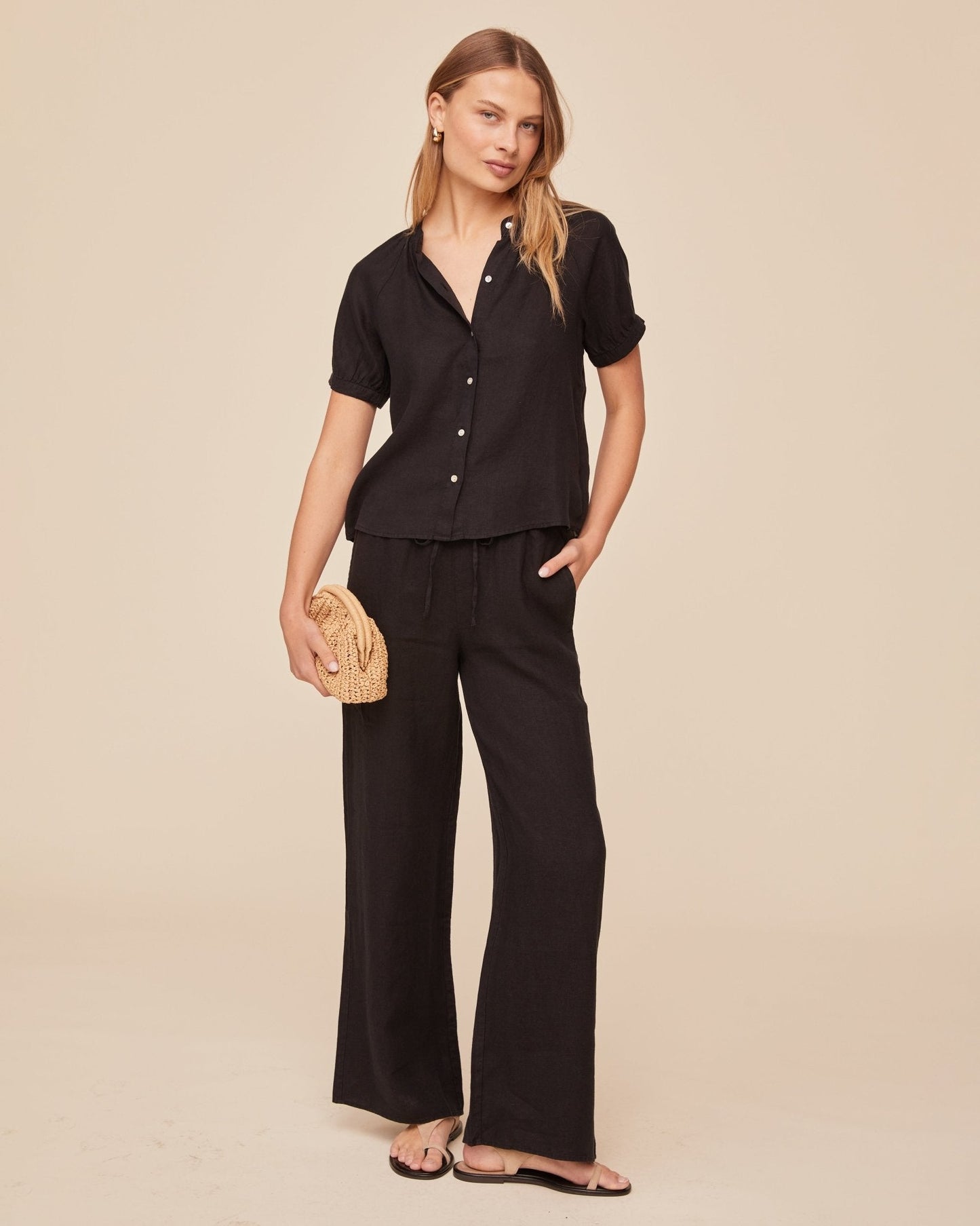 Bella Dahl Short Sleeve Raglan Shirt - Black