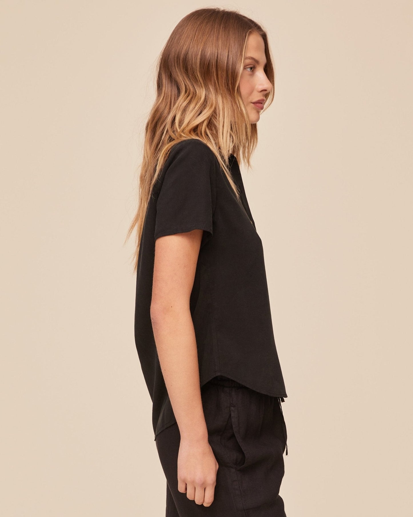 Bella Dahl Short Sleeve Pocket Button Down - Vintage Black